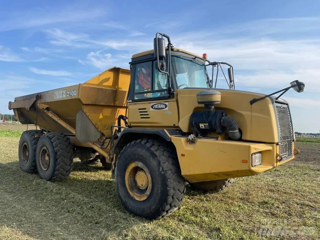 Bell B30D Articulated Haulers