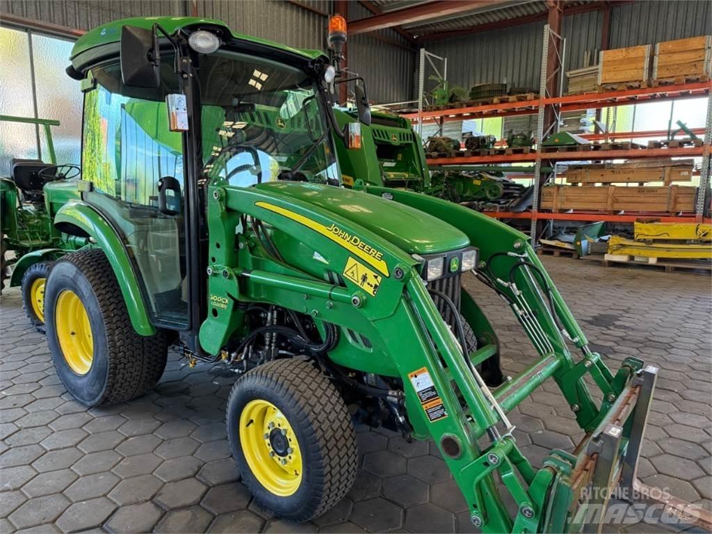 John Deere 3320 Farm machinery