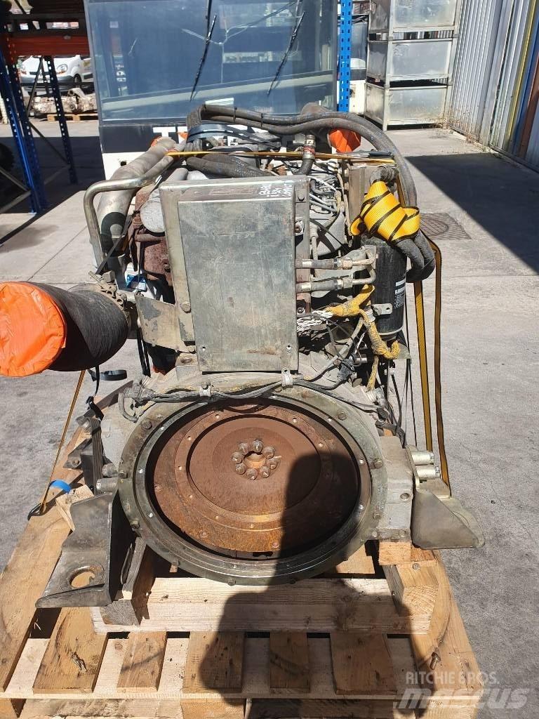 Liebherr D924 TIE A4 Engines