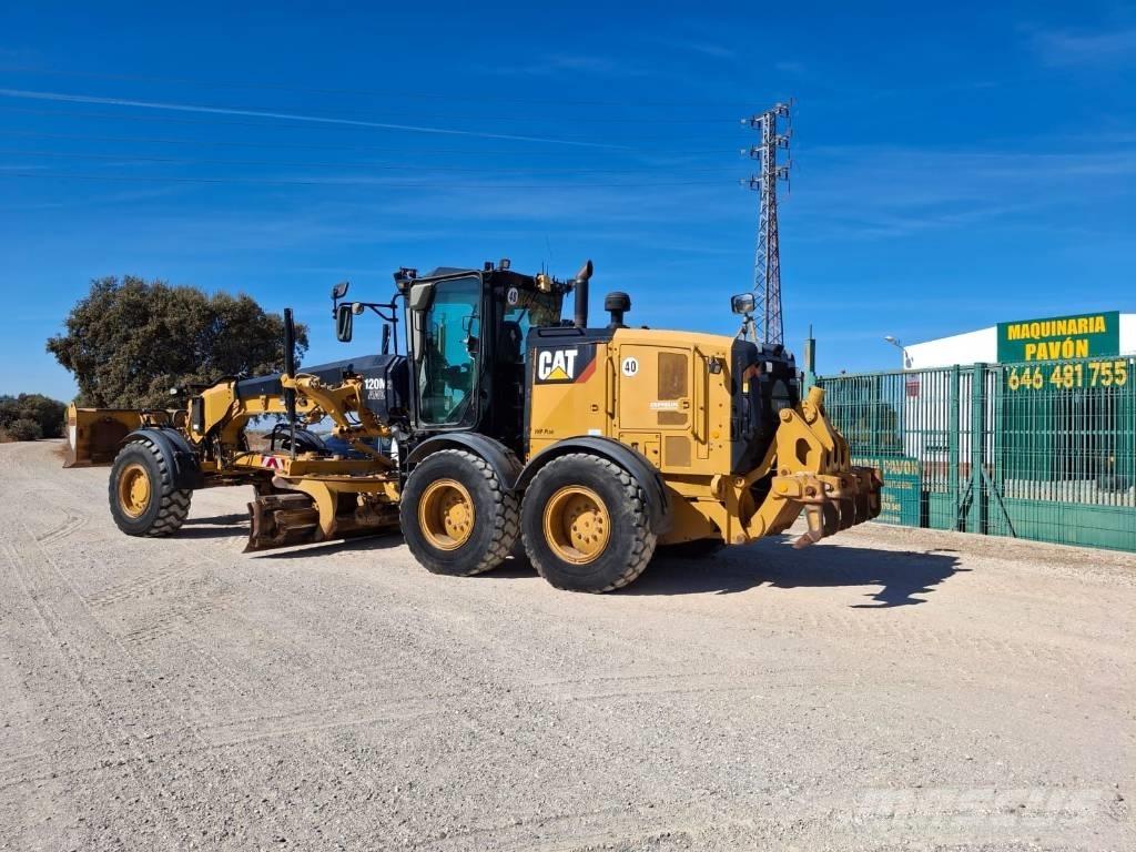CAT 120 M 2 AWD Graders