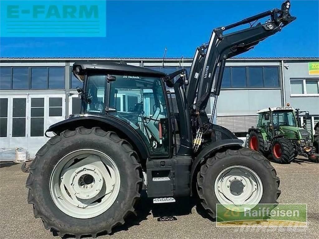 Valtra g135v 1b9 Tractors