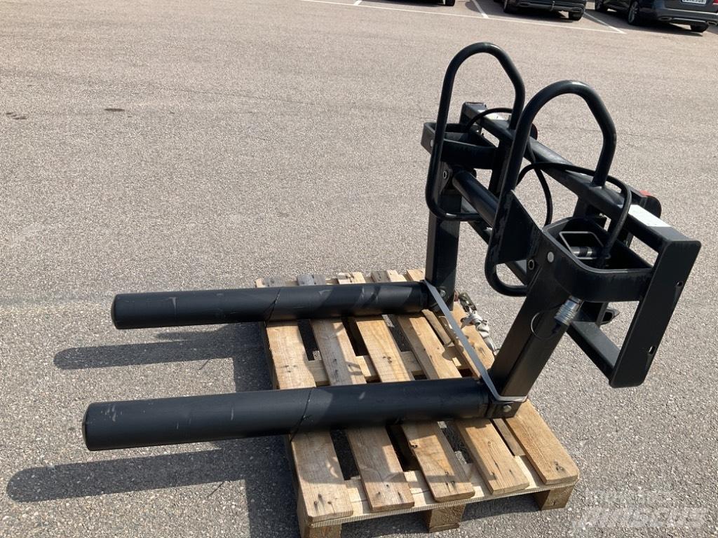 Ålö Flexibal Front loader accessories