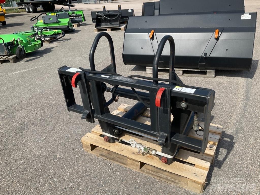 Ålö Flexibal Front loader accessories