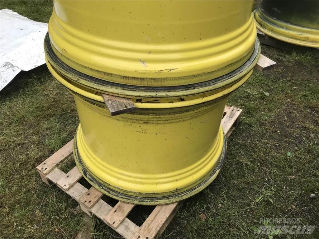 John Deere 23x34 Tyres, wheels and rims
