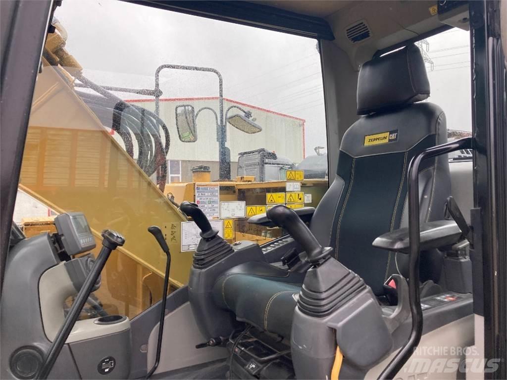 CAT 311 F L RR Wheeled excavators