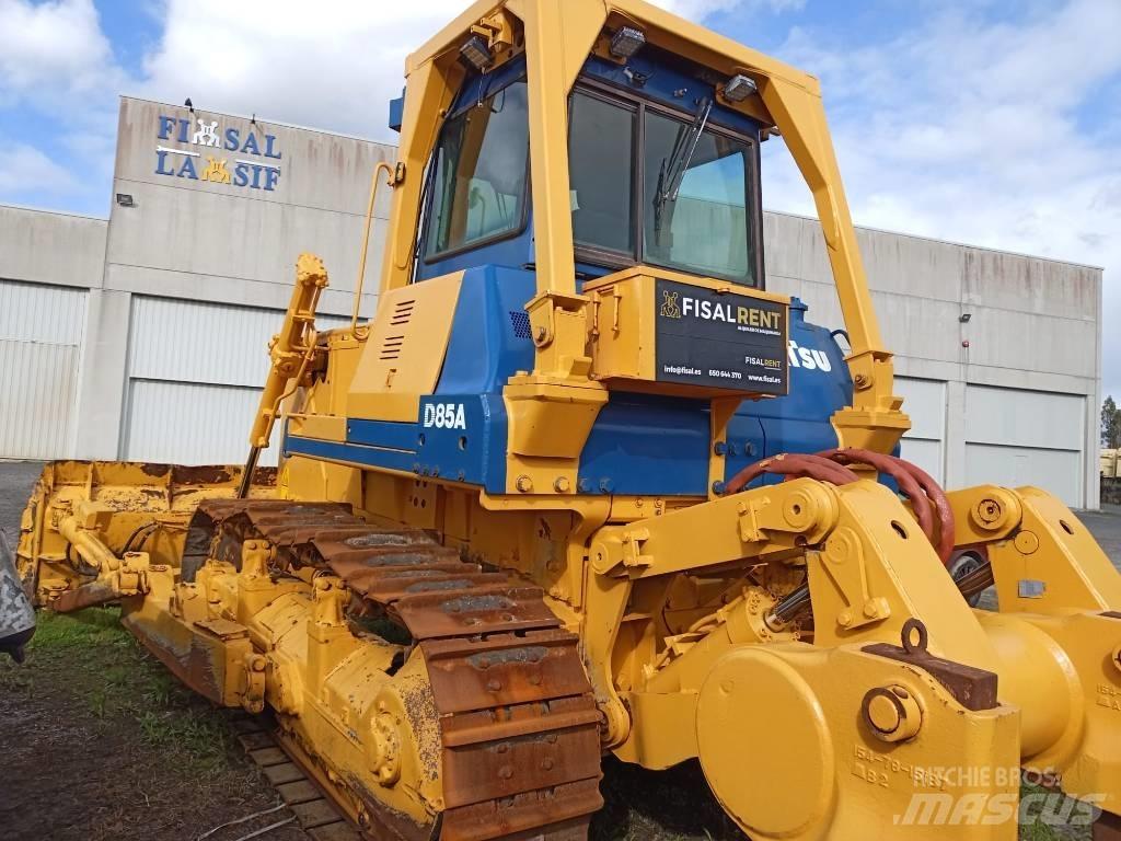 Komatsu D 85 A-21 Crawler dozers