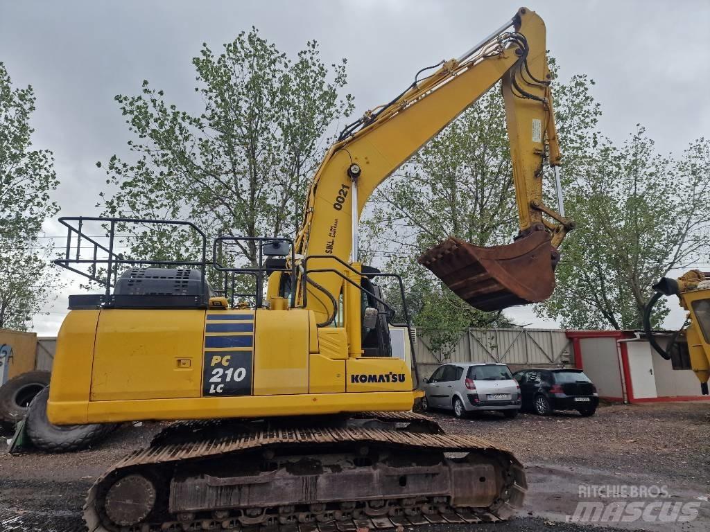 Komatsu PC210LC-11 Crawler excavators
