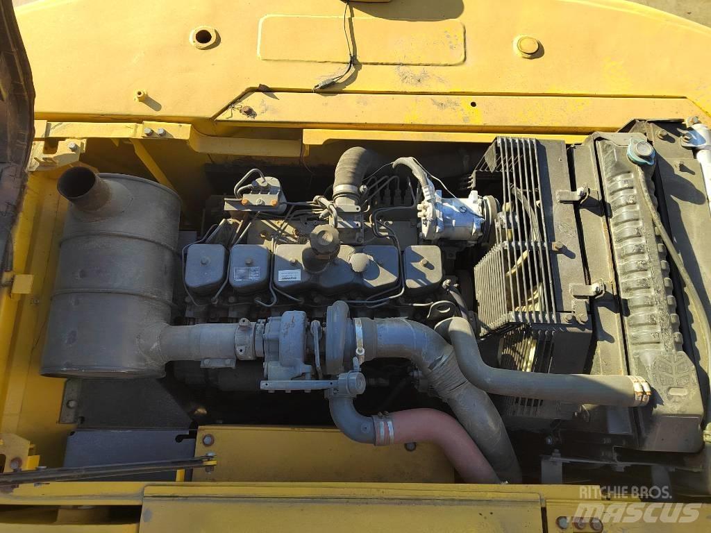 Komatsu PC220-7 Crawler excavators