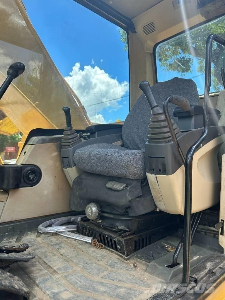 CAT 320C Mini excavators  7t - 12t