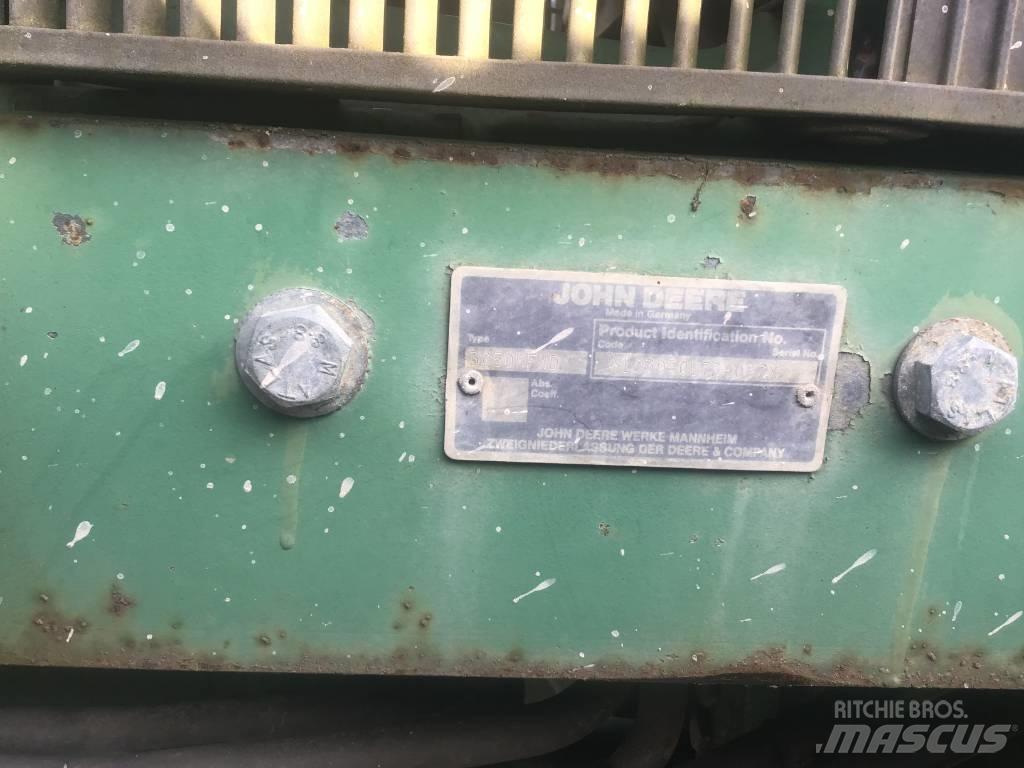 John Deere 3050 4WD Tractors