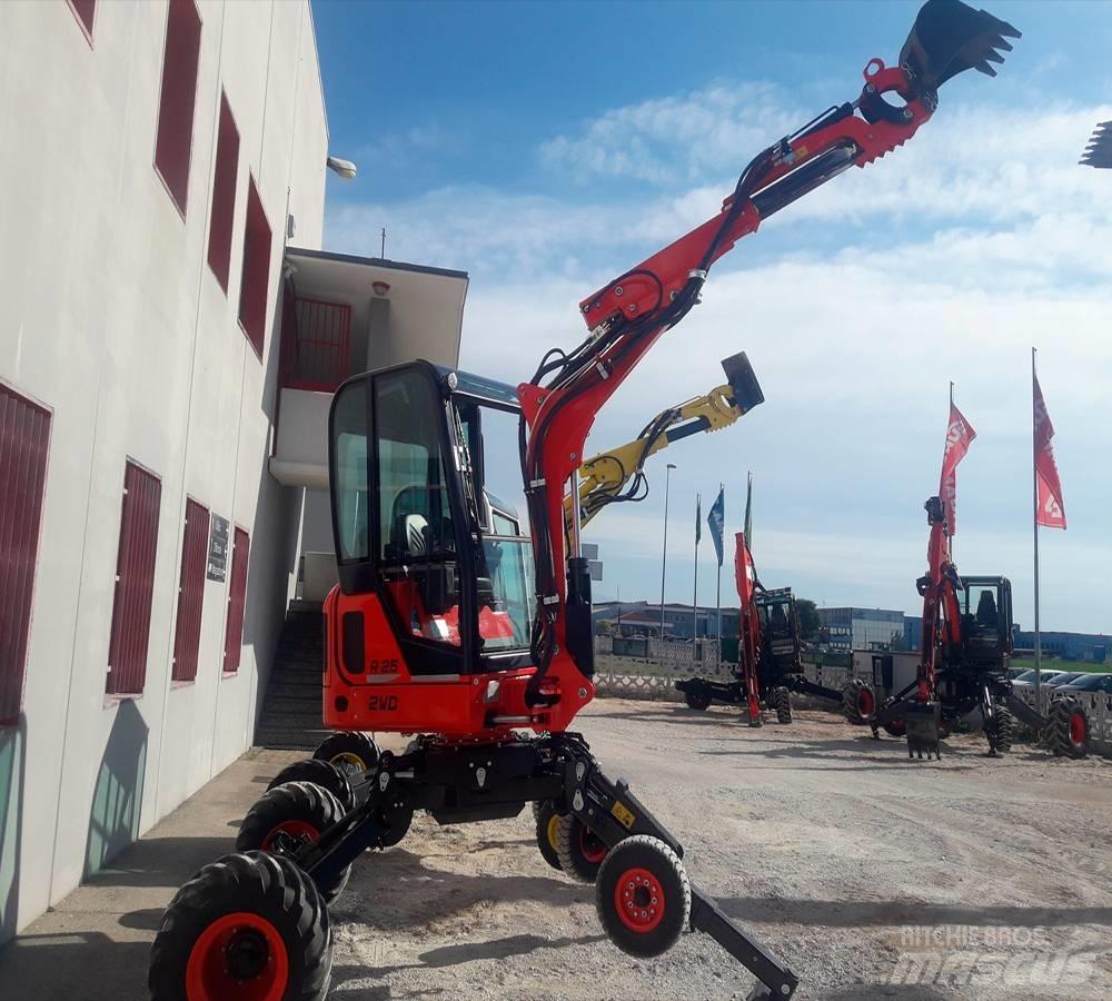 Euromach R25 Amphibious Excavators