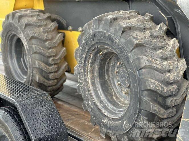 New Holland L 228 Skid steer loaders
