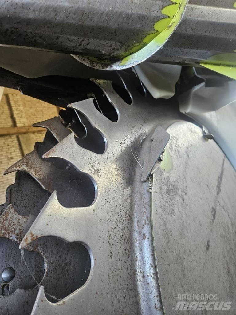 CLAAS RU 600 Xtra Combine harvester heads