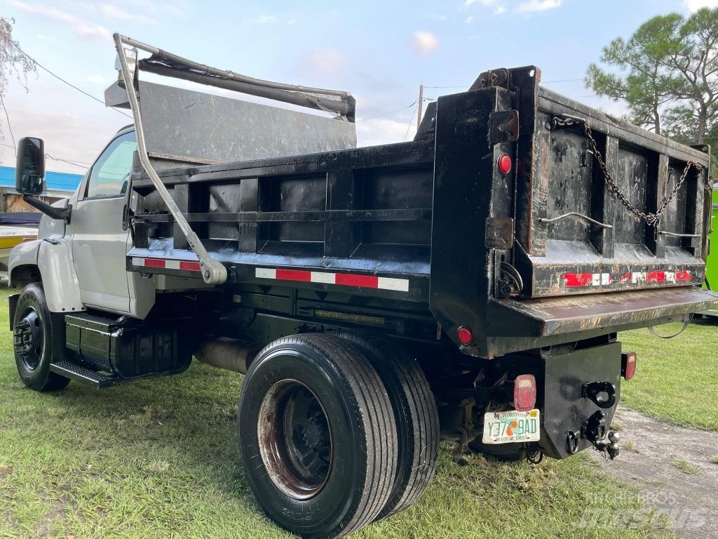 Chevrolet C6500 Tipper trucks
