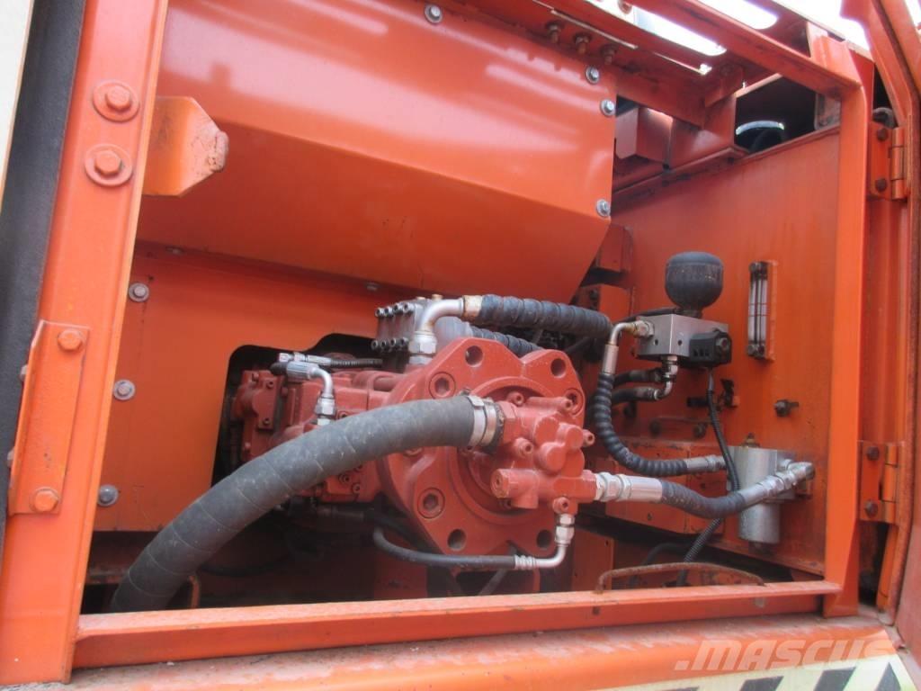 Doosan DH 220 LC Crawler excavators