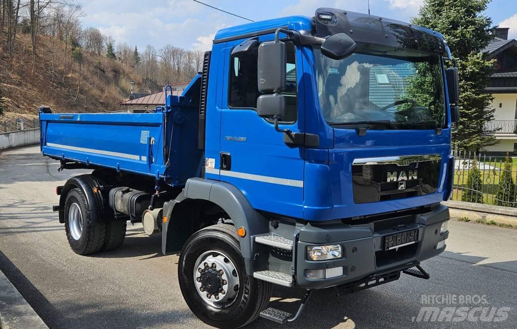 MAN TGM 18.290 4X4 Tipper trucks