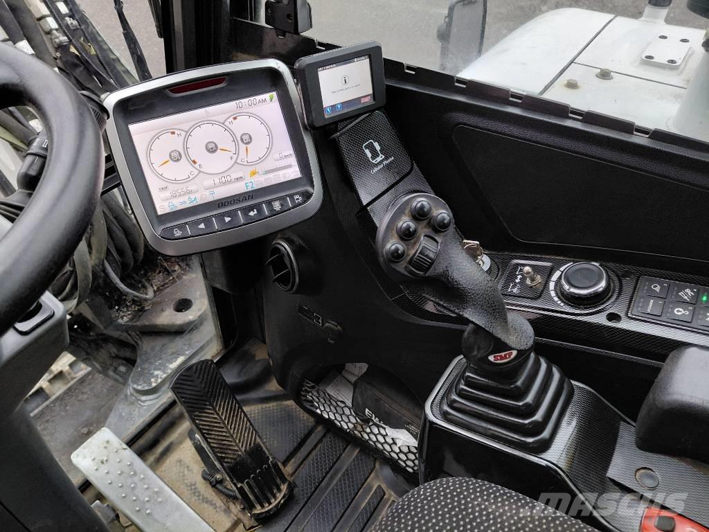 Bobcat E 57 W Wheeled excavators