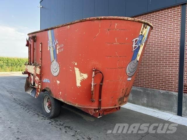 Peecon 17M³ Feed mixer