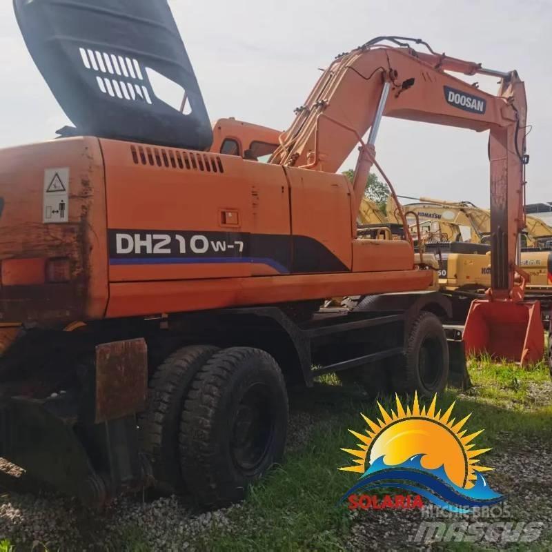 Doosan DH 210 W Wheeled excavators