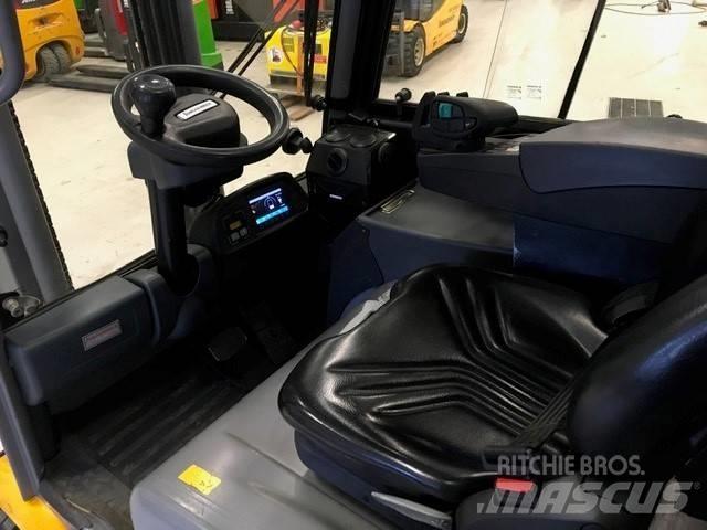 Jungheinrich EFG 320 Electric forklift trucks