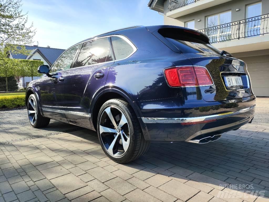 Bentley Bentayga V8 Cars