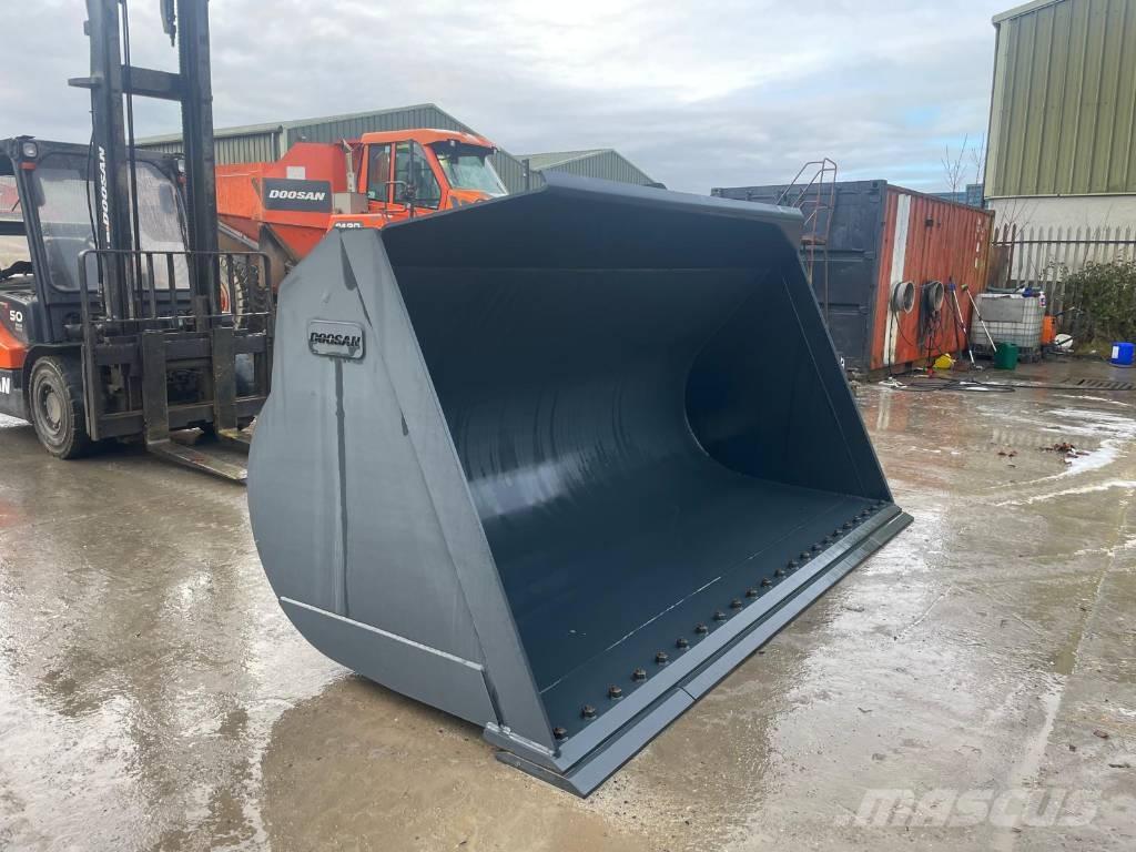 Doosan DL550 bucket Buckets
