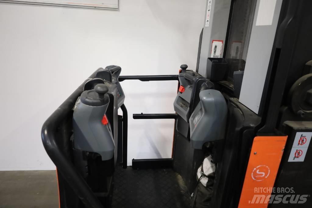 Toyota OME 100 H Medium lift order picker