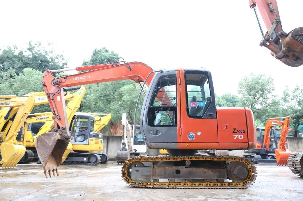 Hitachi ZX 70 Crawler excavators