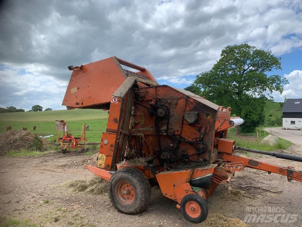 Gallignani 9300 Round balers