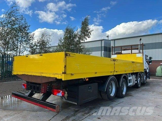 Scania P 320 Flatbed / Dropside trucks