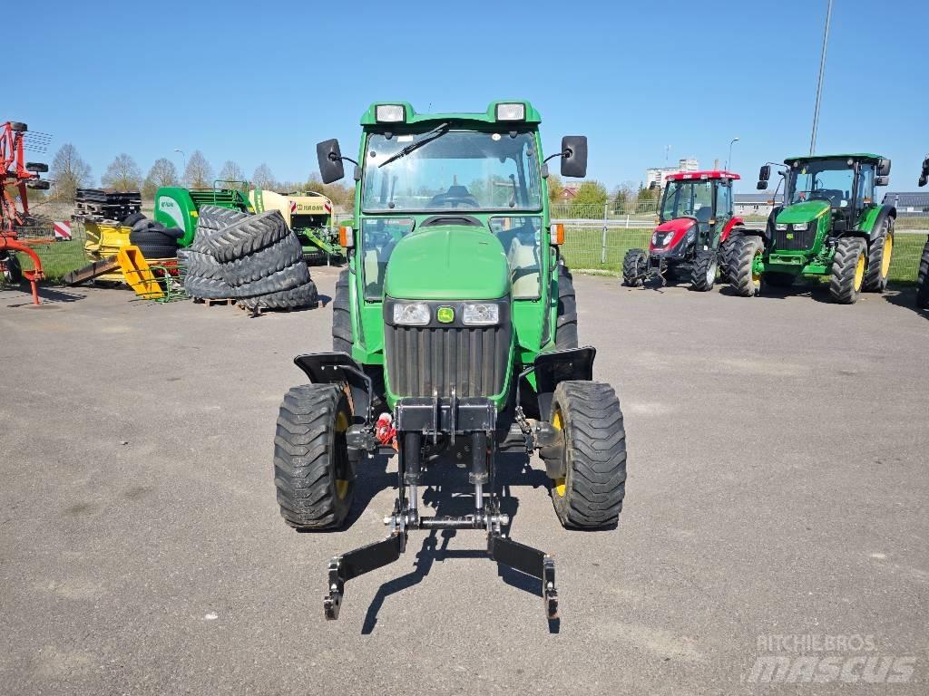 John Deere 4520 Compact tractors