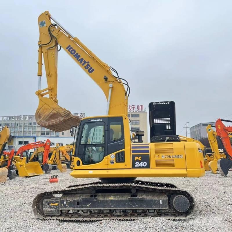 Komatsu PC 240 Crawler excavators