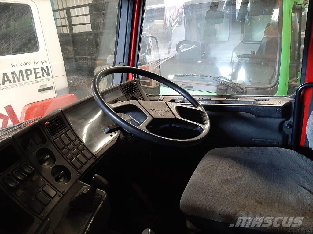 Scania kolkenzuiger Commercial vehicle