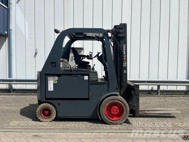 Carer Z70KN Electric forklift trucks