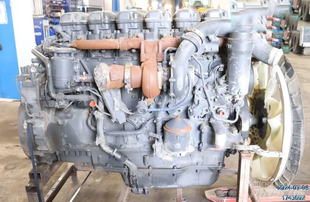 Scania P 360 Engines