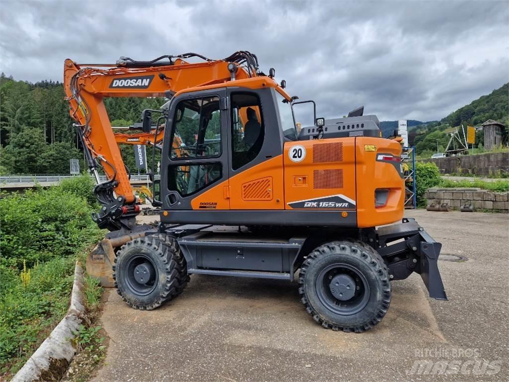 Doosan DX165WR-7 Wheeled excavators