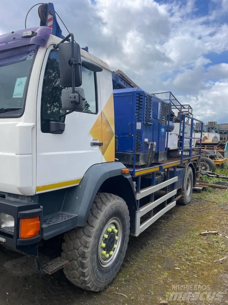 Boart Longyear DB520 Truck mounted drill rig
