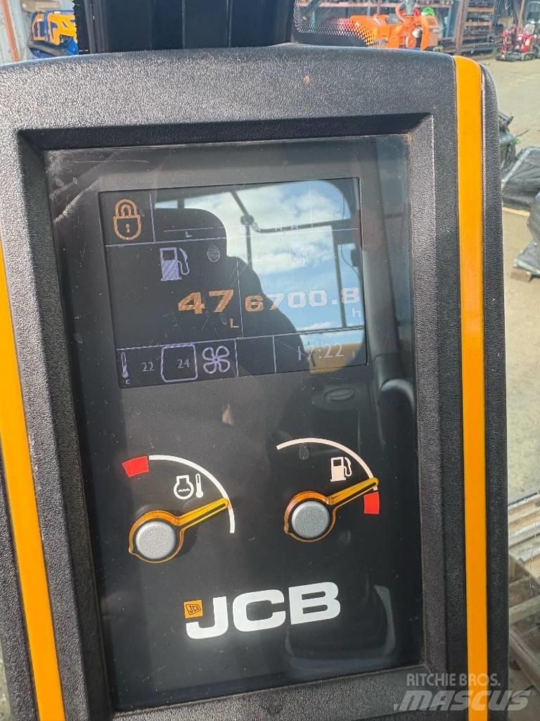 JCB JS 130 LC Crawler excavators