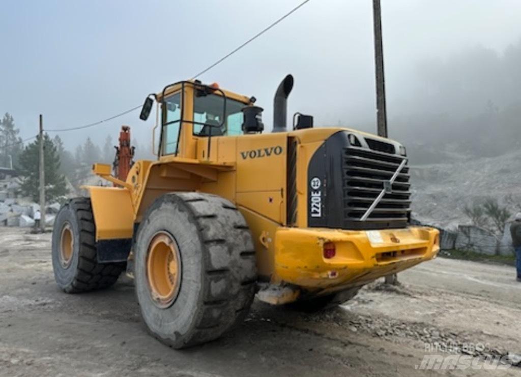 Volvo L 220 E Wheel loaders