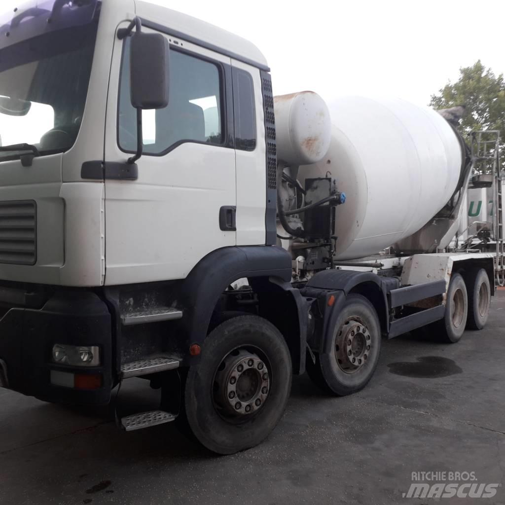 MAN TGA32.360 Concrete trucks