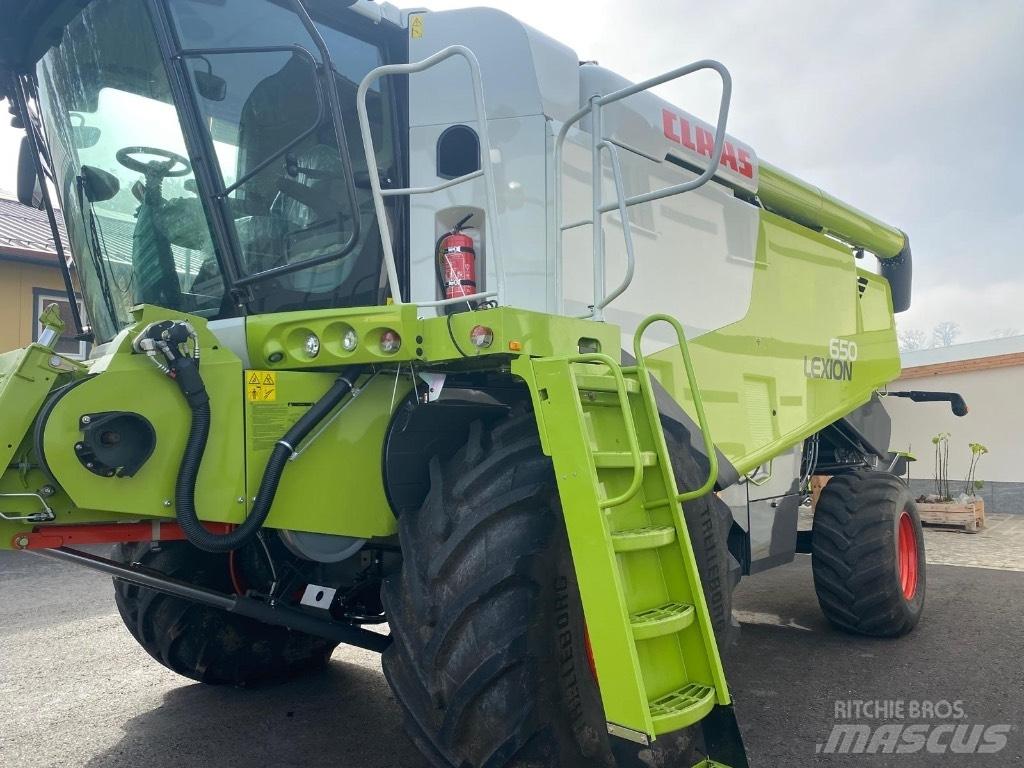 CLAAS Lexion 650 Combine harvesters