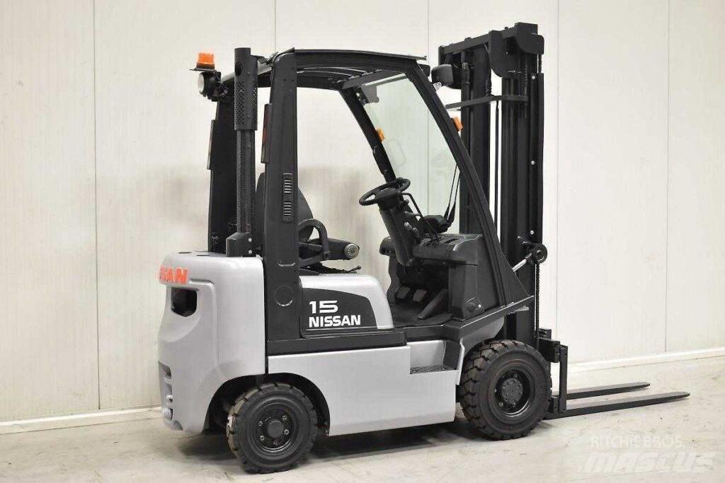 Nissan FD01A18Q Diesel trucks