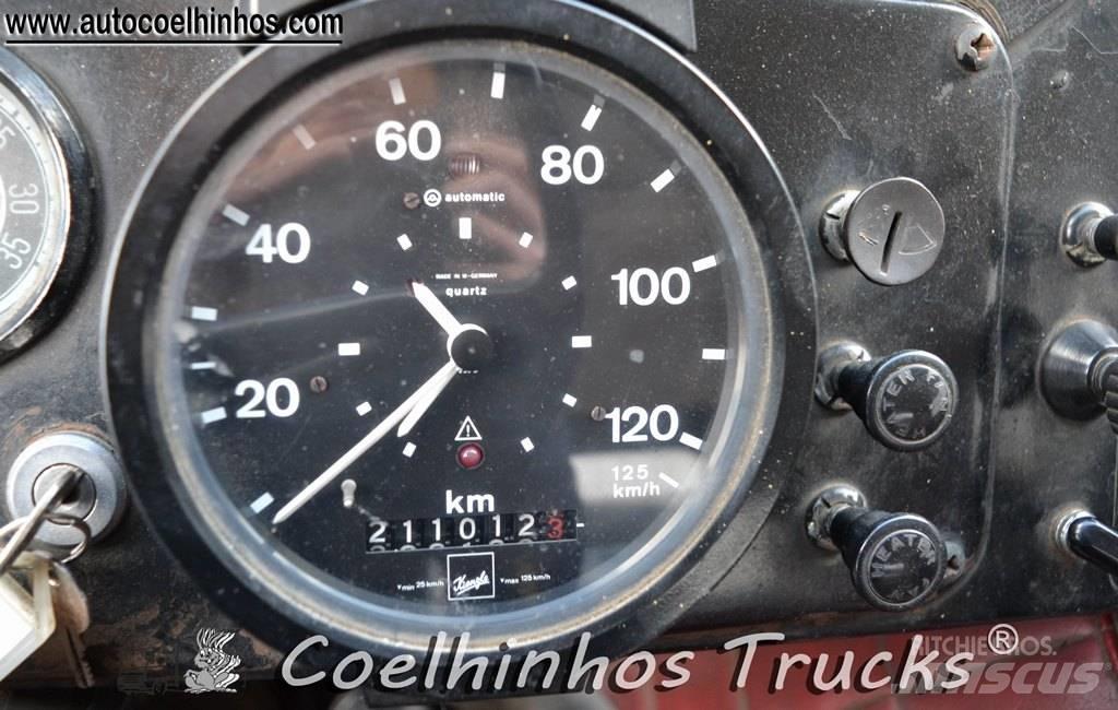 Volvo F89-42 (6x2) Flatbed / Dropside trucks