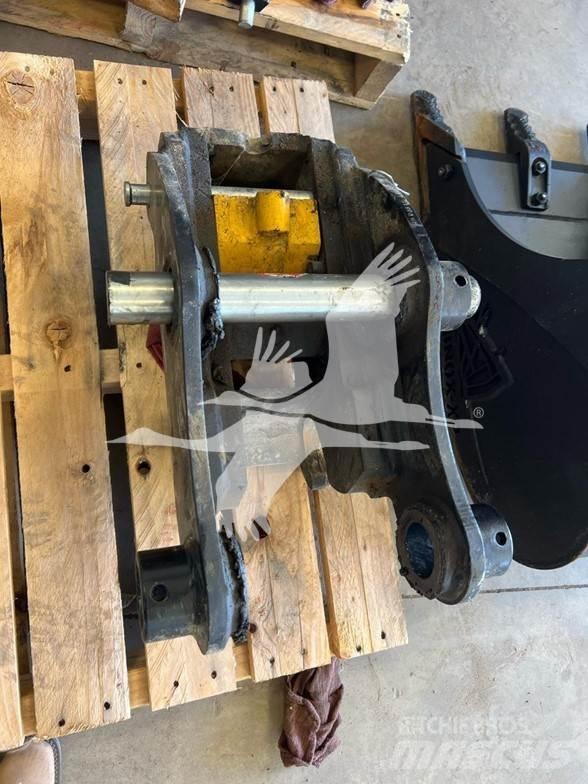  Fortress SY60 Buckets