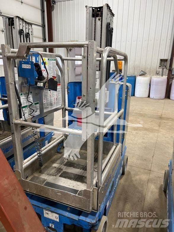 Genie GR20 Used Personnel lifts and access elevators