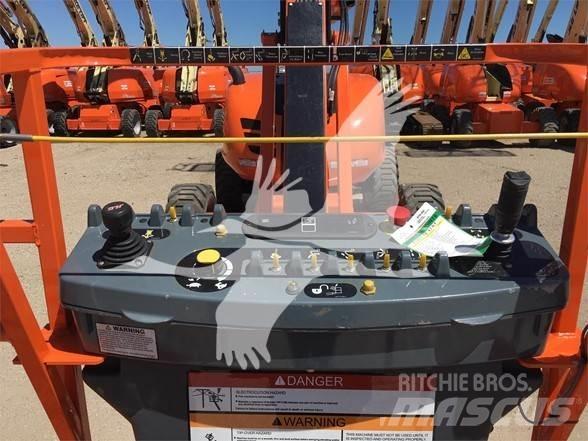 JLG 600AJ Articulated boom lifts
