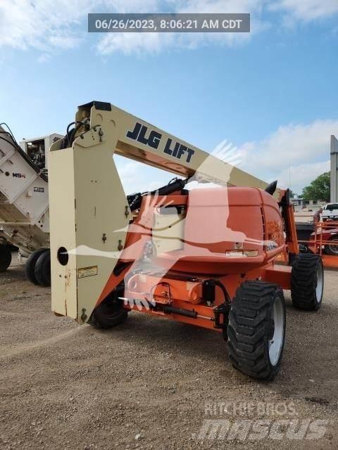 JLG 600AJ Articulated boom lifts