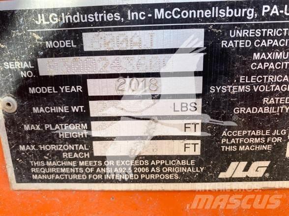 JLG 600AJ Articulated boom lifts