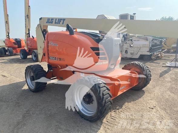 JLG 600AJ Articulated boom lifts
