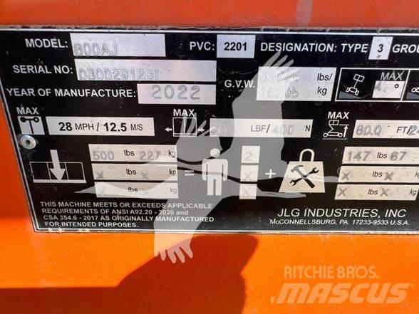 JLG 800AJ Articulated boom lifts